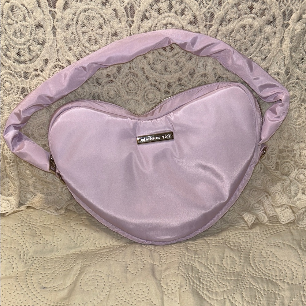 🎀Beautiful Madden Girl Heart Purse